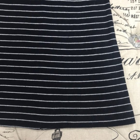 Vince Favorite Striped Ribbed Tank - Picture 4 of 5